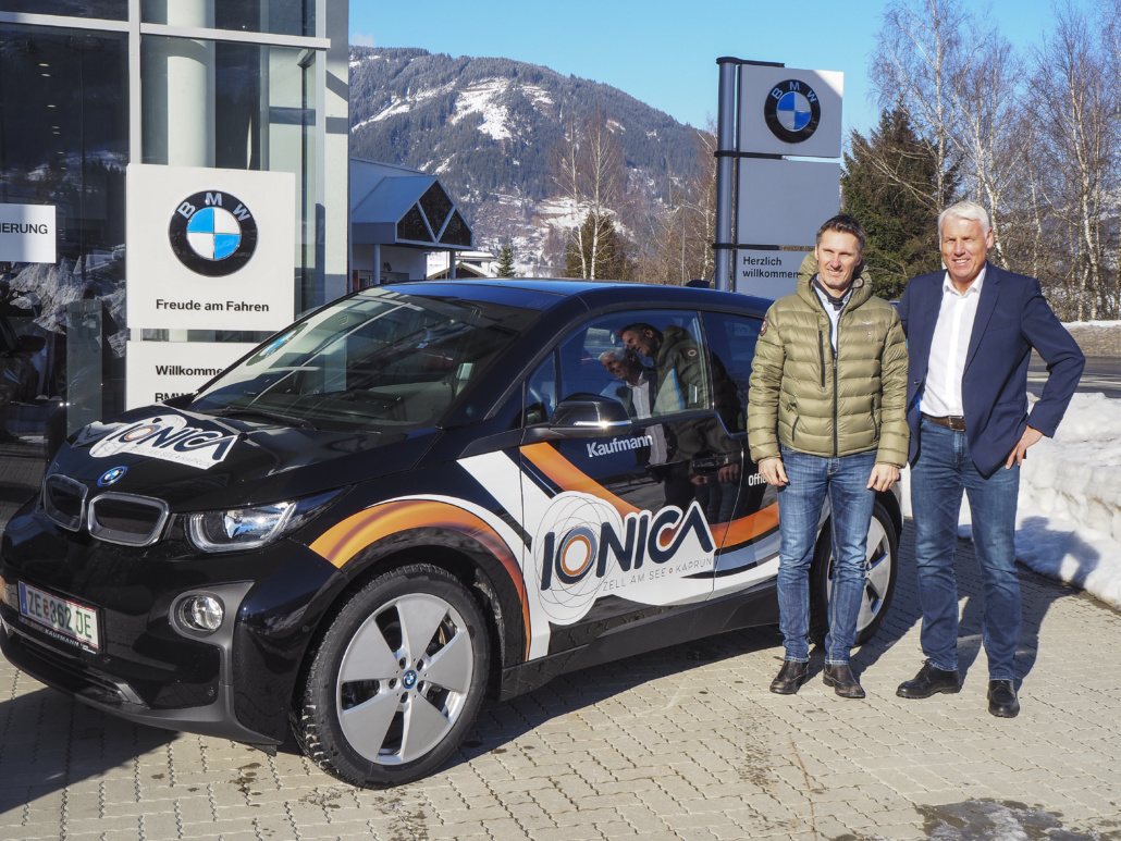 BMW Autoübergabe mit Kaufmann Kaprun